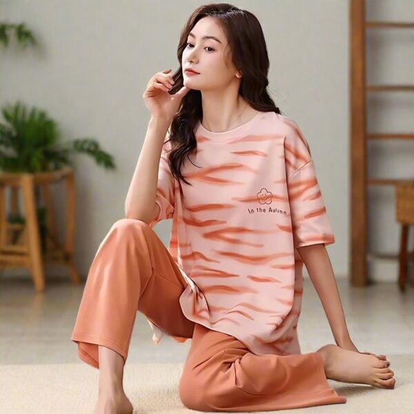 ORANGE IN THE AUTUMN PRINTED TEE & TROUSER PJ SET